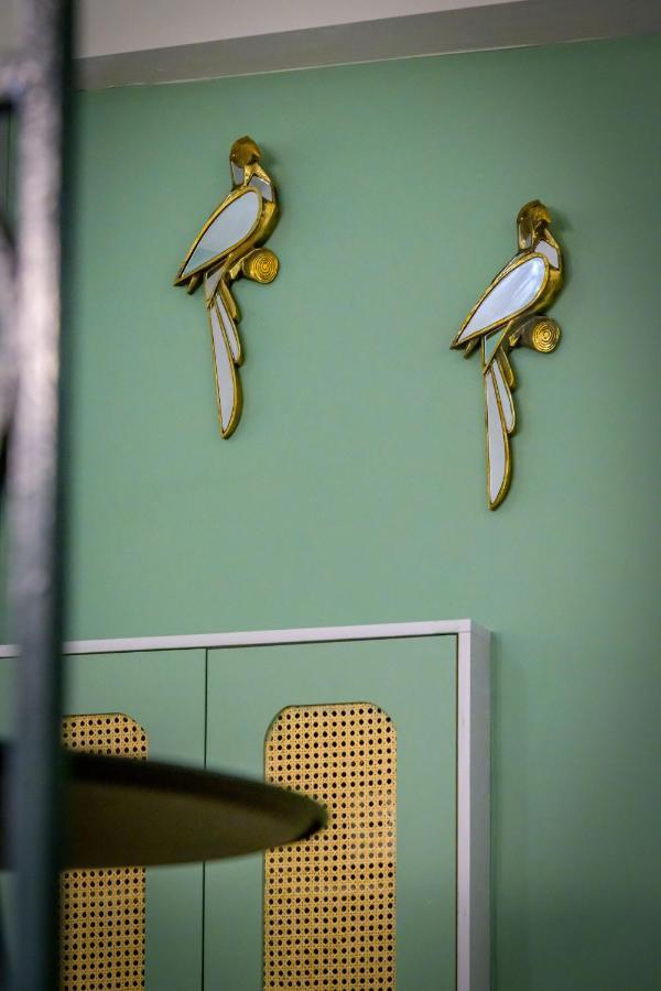 Urban Tales Aparthotel Athens Bilik gambar